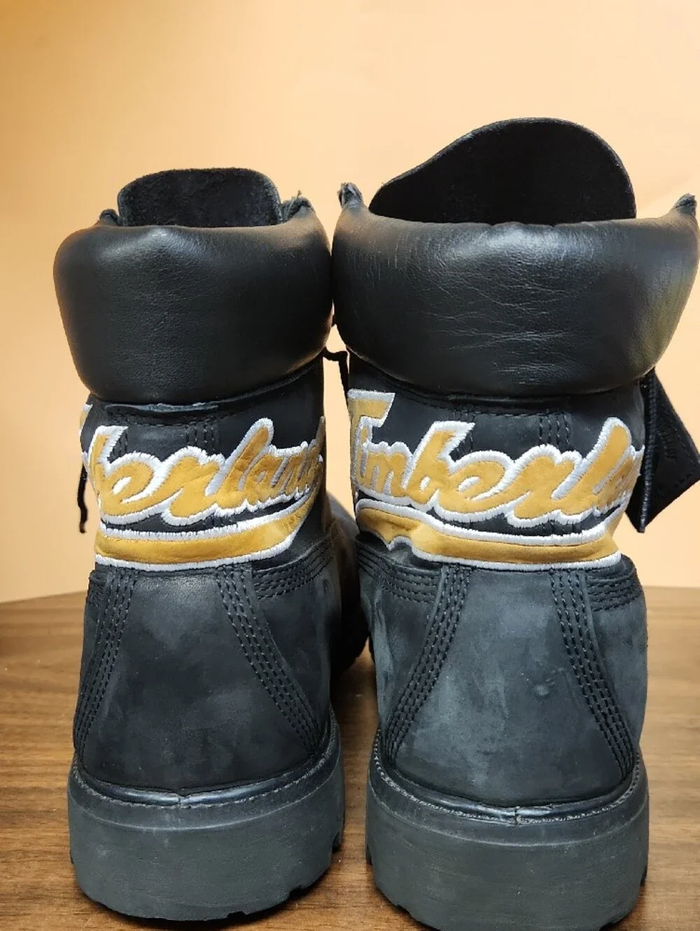 Timberland Mens 52099 Black Leather  Boots.